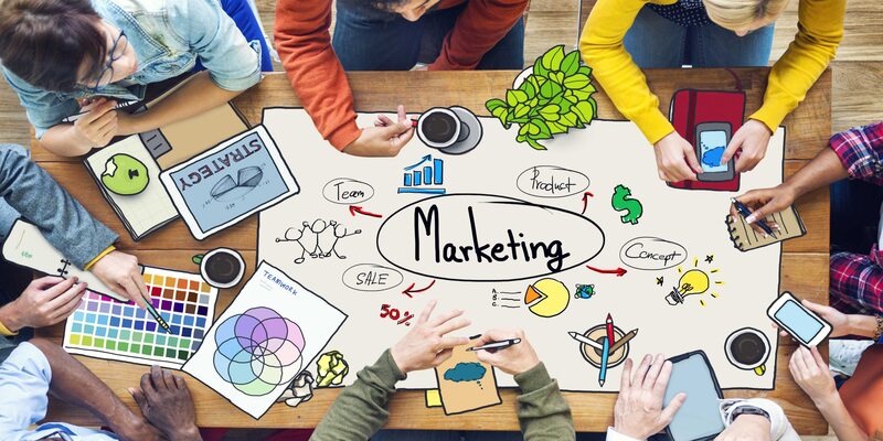 Chuyên viên marketing xây dựng, triển khai chiến lược nhằm thu hút người chơi